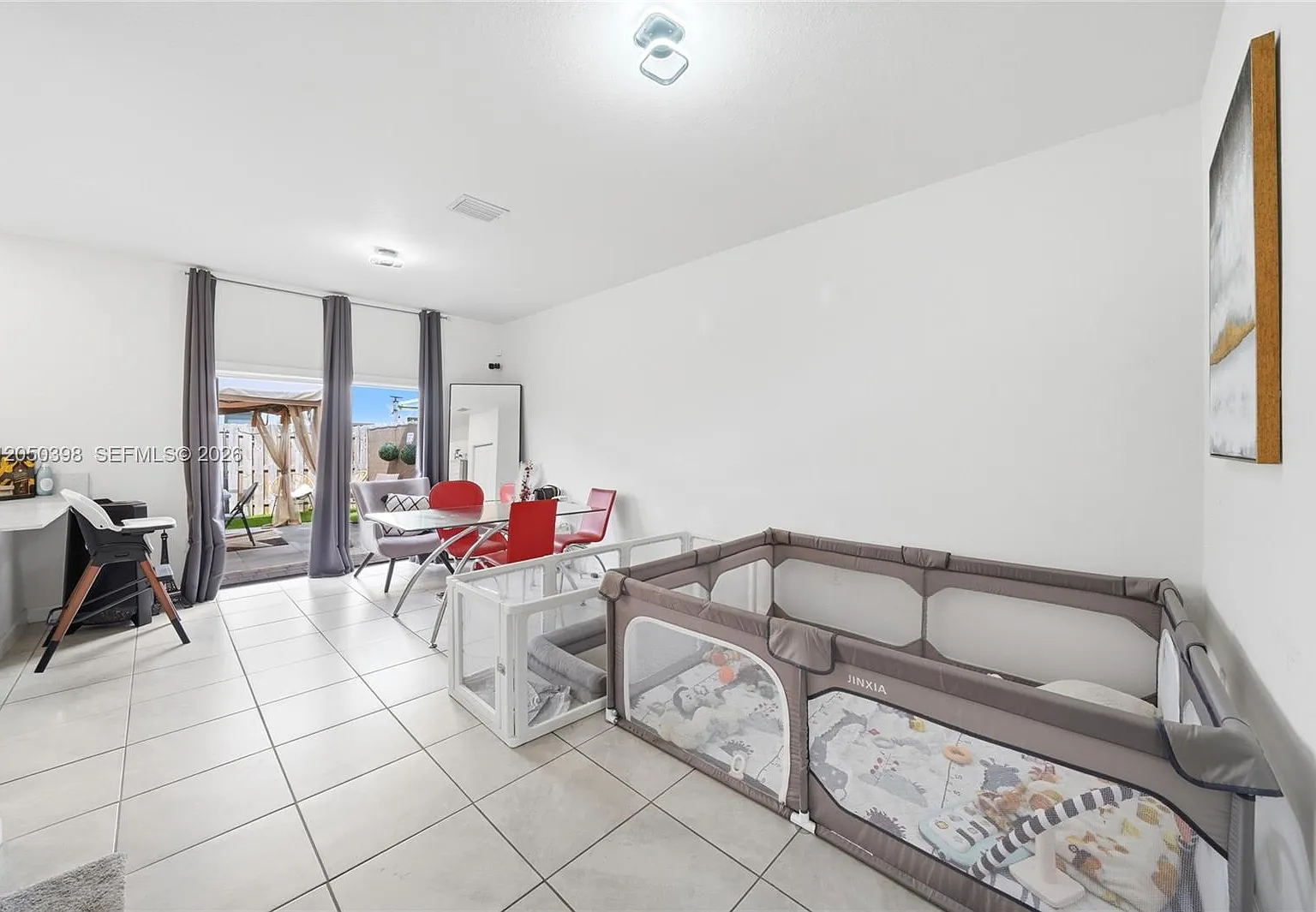 3 bed, 2.5 bath, $2,595 — Photo 4