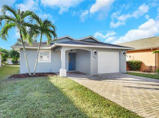 826 109th AVE N, NAPLES, FL 34108