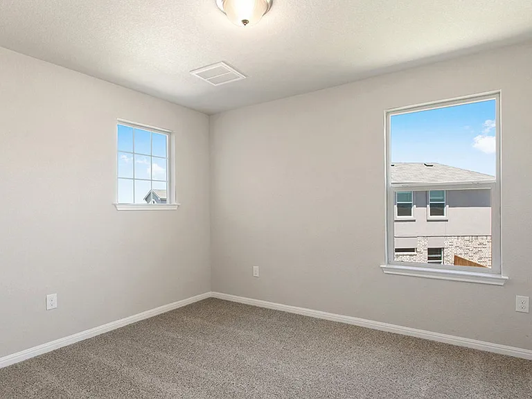 956 Dubina Ave — Photo 14