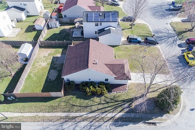 1st image of 211 Skeet Cir W