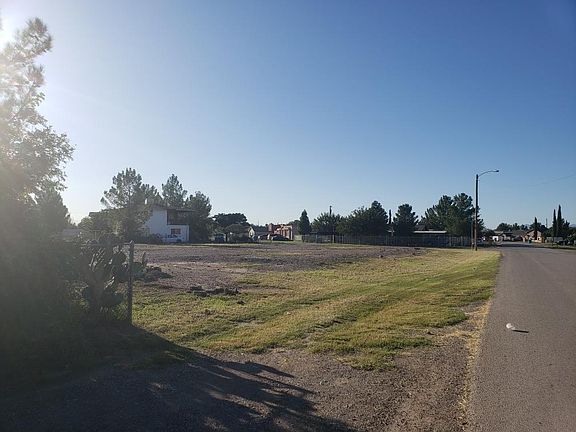 3rd image of 742 Soya Dr