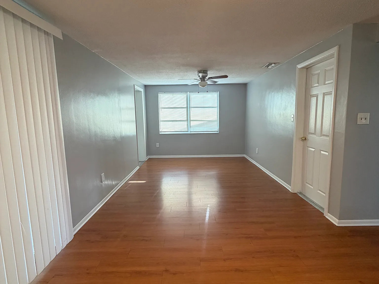 3 bed, 1184 sqft, $1,675 — Photo 3