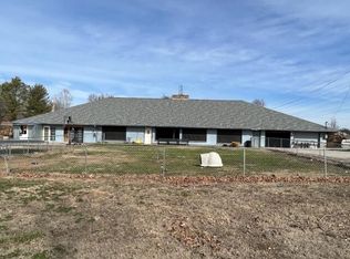 63211 E 293 Rd, Grove, OK 74344