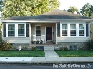 28 Haws Ln, Flourtown, PA 19031