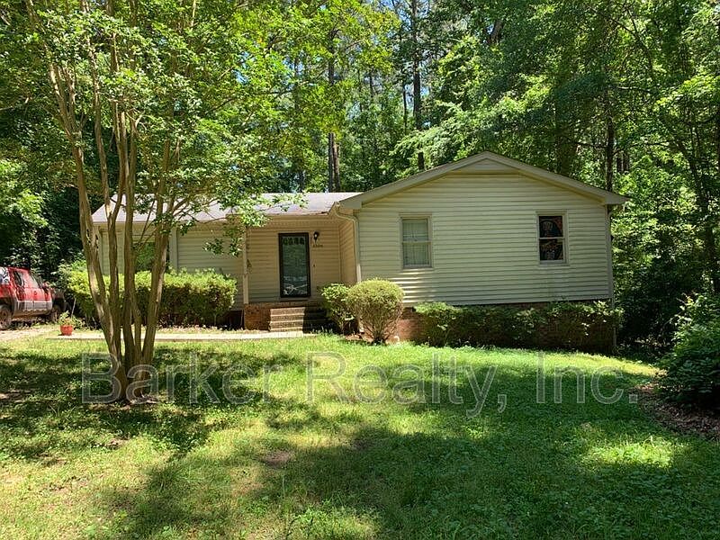 1st image of 1506 Macdonald Ave