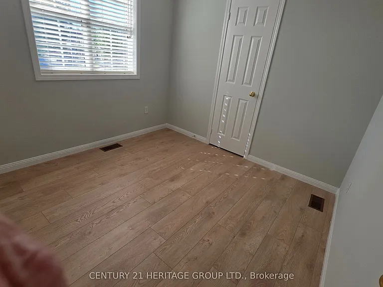 1134 Barclay Cir — Photo 14