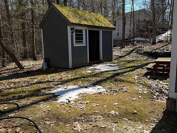 3rd image of 92 Cole Road
