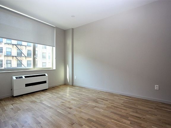 5th image of 1511 Bedford Ave #4E