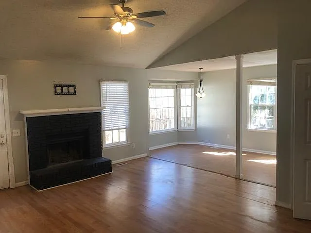 113 N Crossing Dr — Photo 5