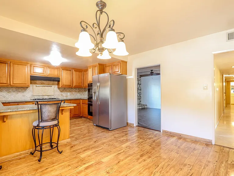 822 S Alma St #1 — Photo 10