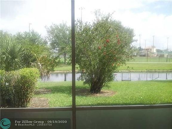 5th image of 1141 Coral Club Dr #1141