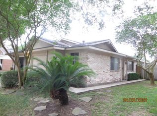 1517 Silverpines Rd, Houston, TX 77062