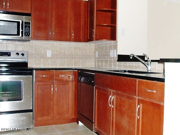 2nd image of 10435 MIDTOWN #107