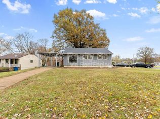 10500 Braemar Dr, Saint Louis, MO