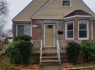 114-98 230th St, Cambria Heights, NY 11411