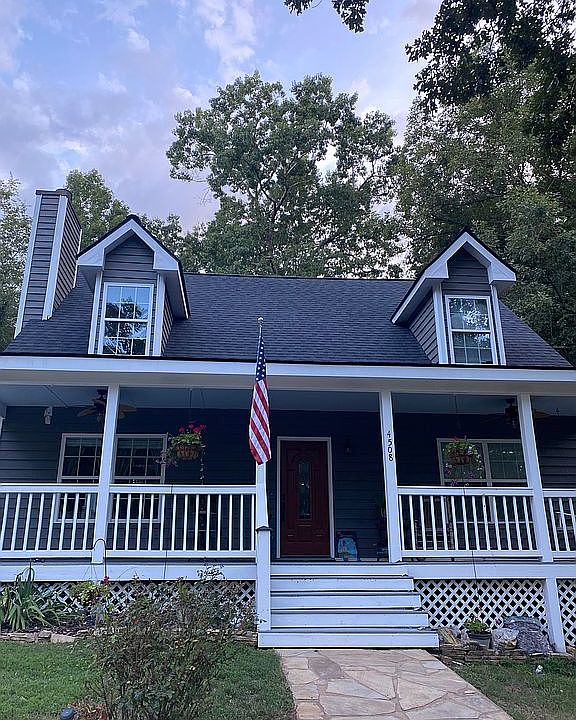 New roof and paint 2022