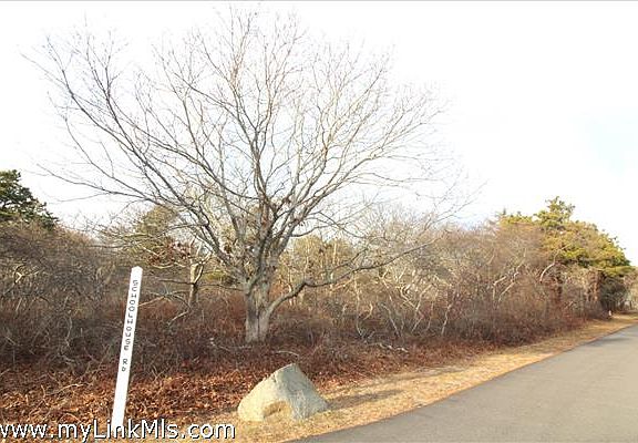 Lot frontage intersection at Deacon Vincent Road