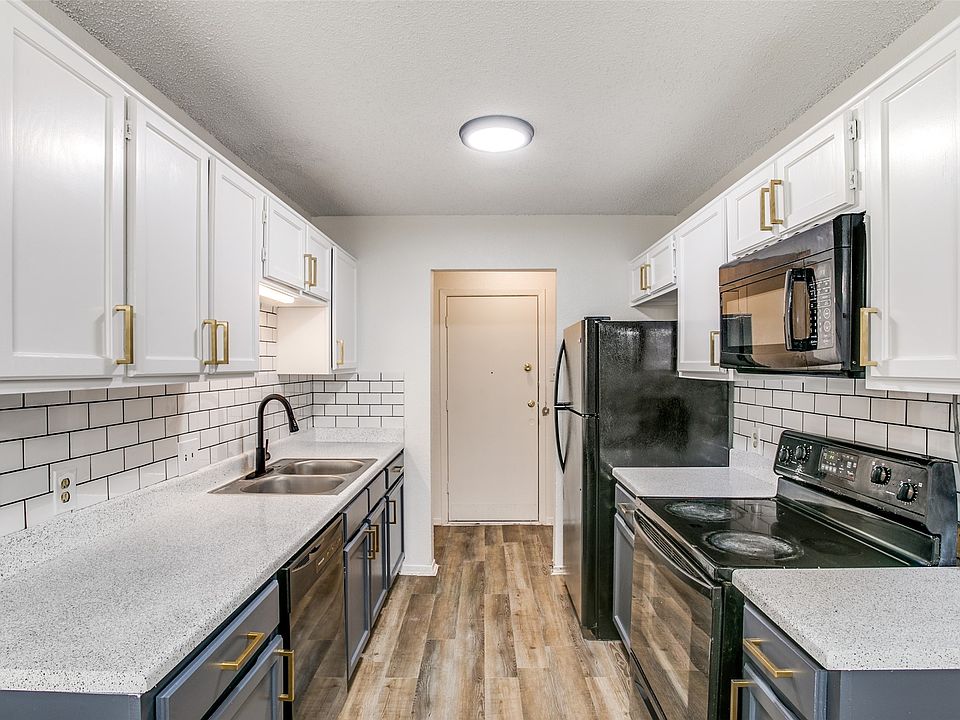 1st image of 3600 Hulen Park Cir