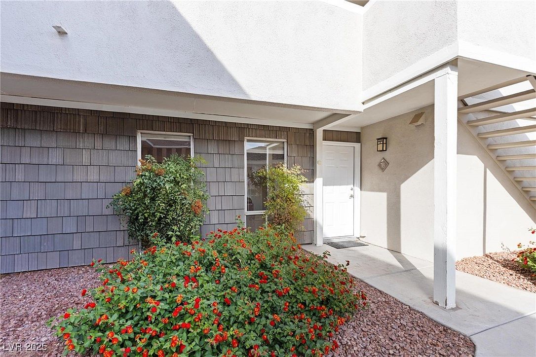 746 Oakmont Ave UNIT 703