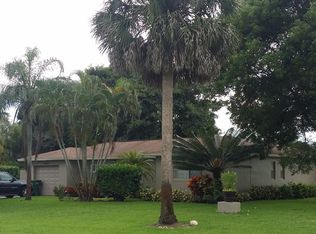 4224 Robin Ave, Naples, FL 34104