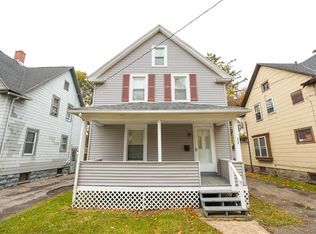 32 Prescott St, Rochester, NY 14611