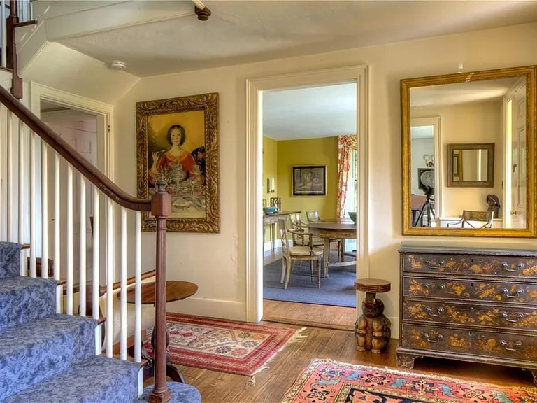 22 Castle Hill Ave — Photo 9