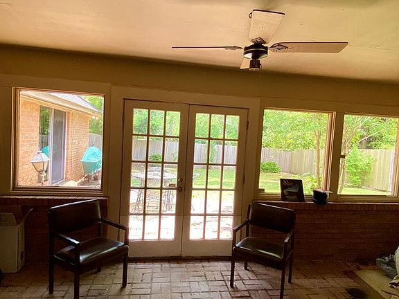 5th image of 101 Oak Dr