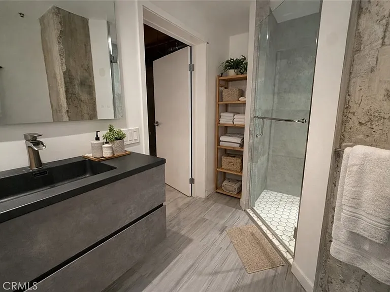 530 S Hewitt St #146 — Photo 17