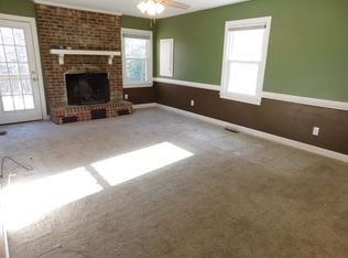 105 Little Rossie Rd, New Bern, NC 28560