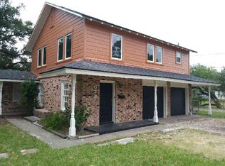 623 W George St, Sinton, TX 78387