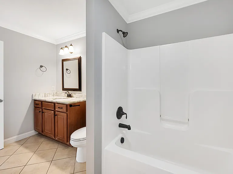 2400 Dovedale Ct #B — Photo 11