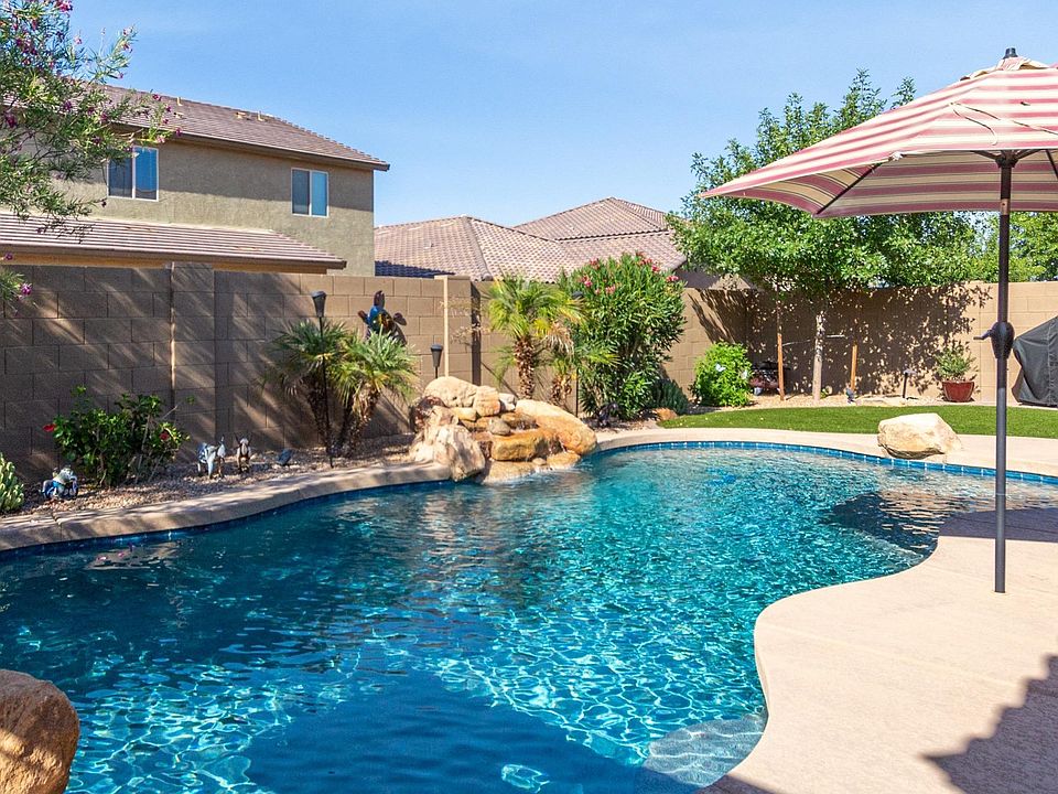 1st image of 778 W Desert Glen Dr