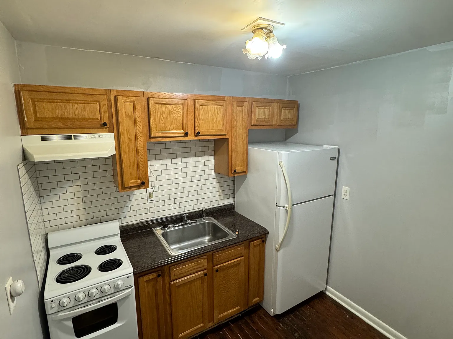 1 bed, 500 sqft, $800 — Photo 4