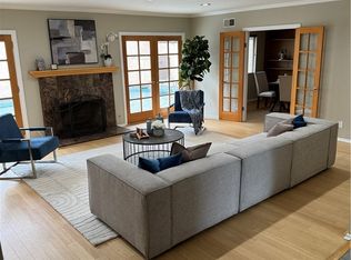 16015 Kittridge St, Van Nuys, CA 91406