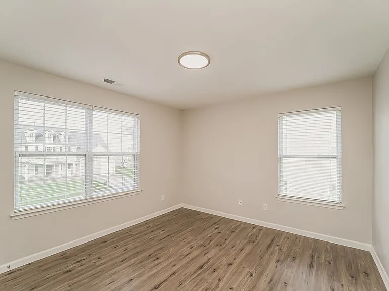 701 Hicklin Dr — Photo 15