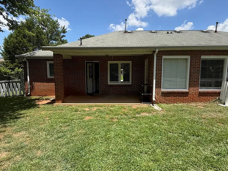 2107 Fairway Ct SE — Photo 31