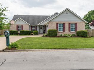 3208 Tanglebrook Dr, Shiloh, IL 62221