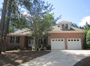 120 Lake Forest Dr SW, Pinehurst, NC 28374