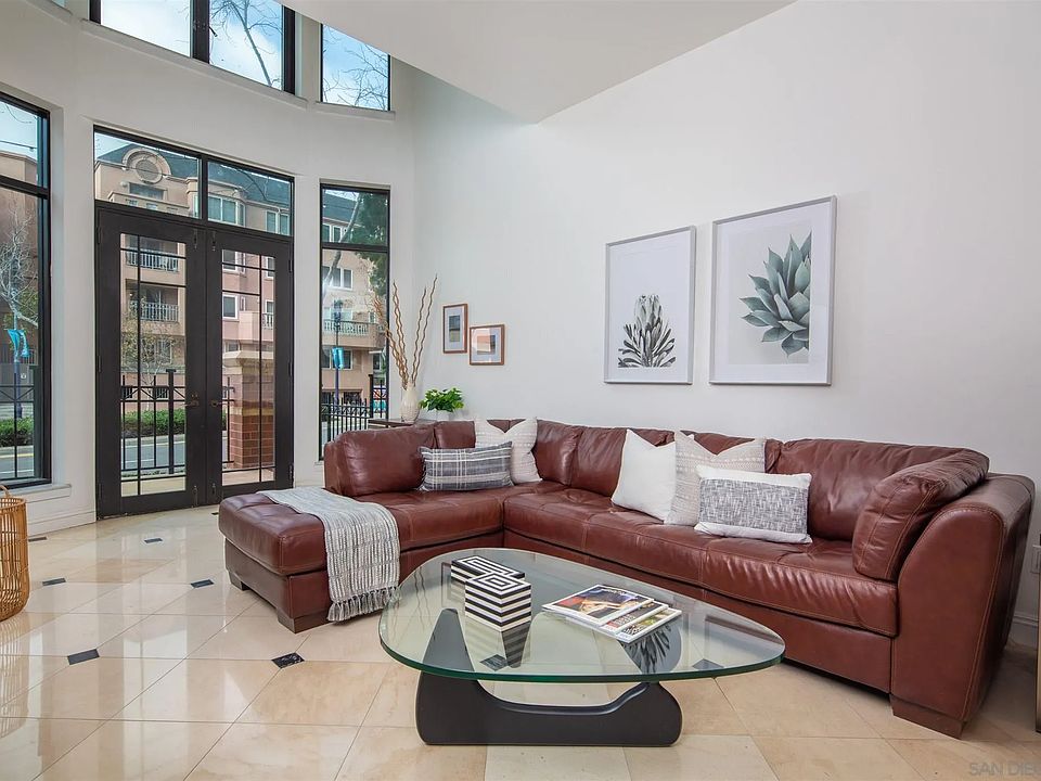 1st image of 500 W Harbor Dr W #108