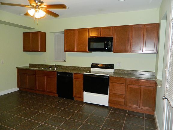 5th image of 2305 Ann Ave #2305