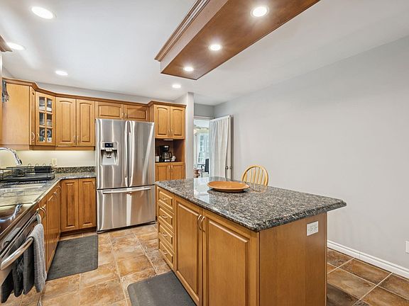 3rd image of 35 Pike Brook Road