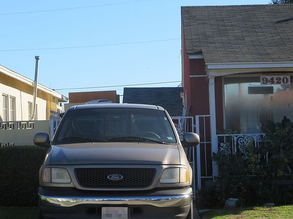 2nd image of 9420 S Van Ness Ave