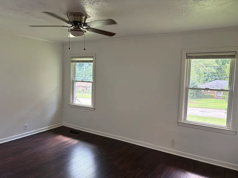 1236 Shore Dr SW — Photo 17