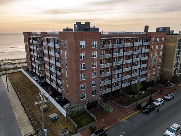 666 Shore Road #6M, Long Beach, NY 11561