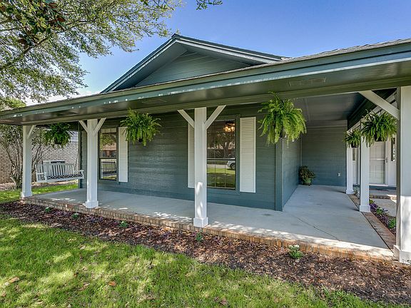 4th image of 3888 Sailwind Dr