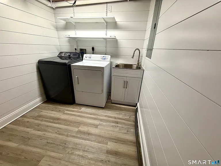 137 Florida Hill Rd — Photo 32