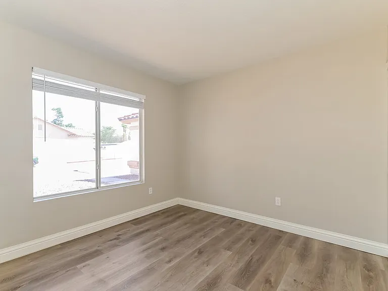 655 Camp Hill Rd — Photo 13