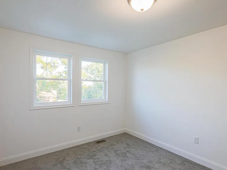 5419 Hillen Rd — Photo 29