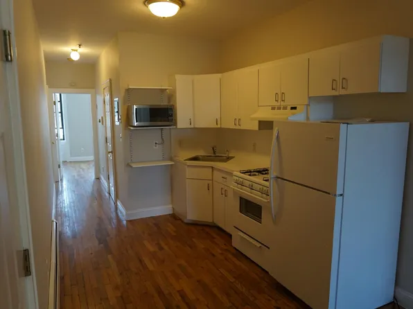 819 Park Avenue image 1 of 10