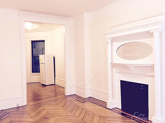 Rented by City Connections Realty | media 15